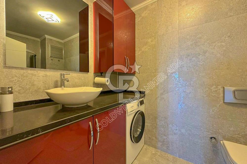 Kuşadası Merkezde Önü Kapanmaz Full Deniz ve Şehir Manzaralı Satılık 3+1 Daire 