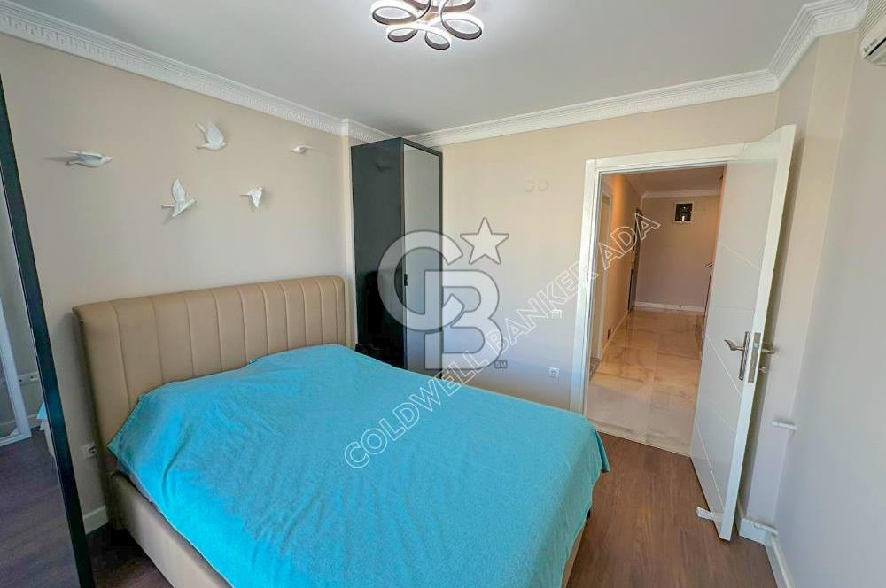 Kuşadası Merkezde Önü Kapanmaz Full Deniz ve Şehir Manzaralı Satılık 3+1 Daire 