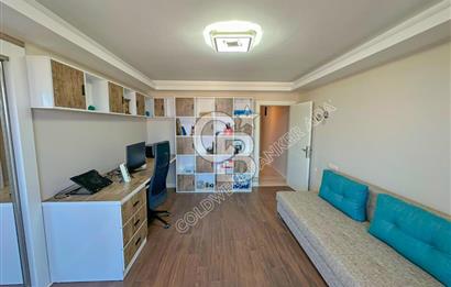 Kuşadası Merkezde Önü Kapanmaz Full Deniz ve Şehir Manzaralı Satılık 3+1 Daire 