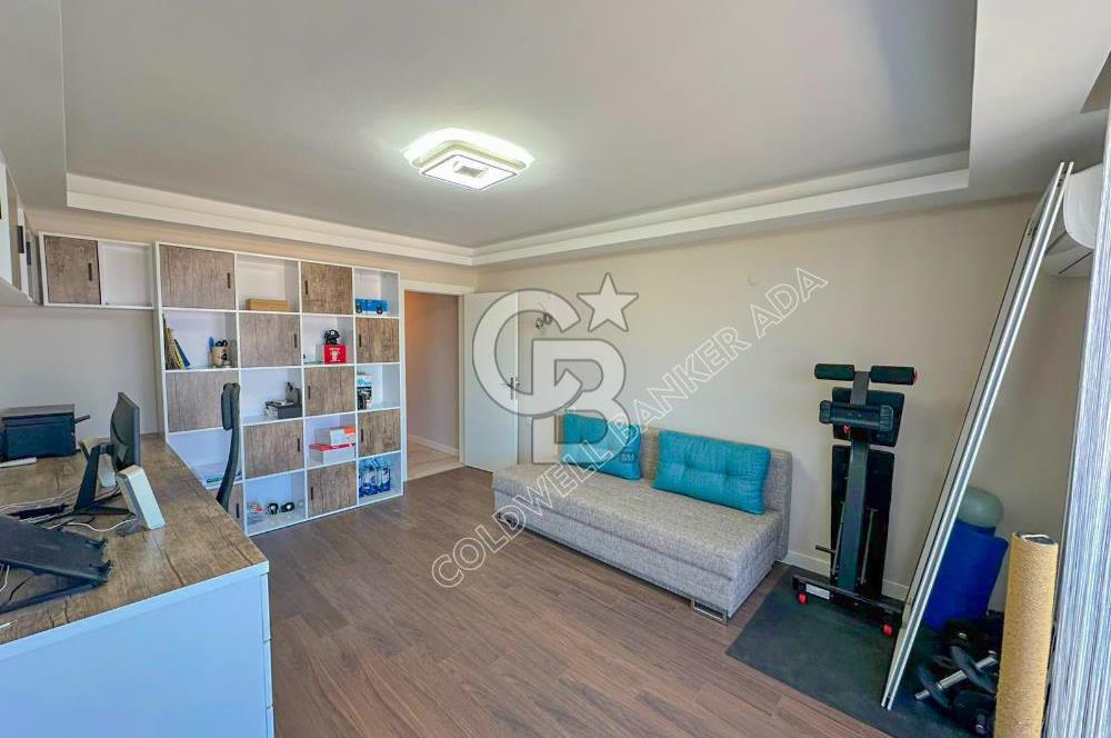 Kuşadası Merkezde Önü Kapanmaz Full Deniz ve Şehir Manzaralı Satılık 3+1 Daire 