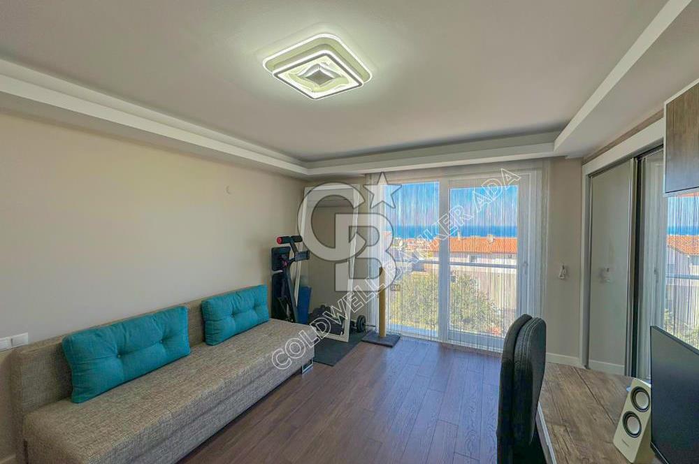 Kuşadası Merkezde Önü Kapanmaz Full Deniz ve Şehir Manzaralı Satılık 3+1 Daire 