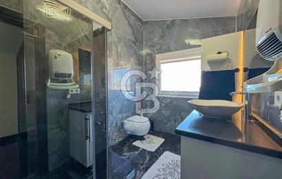 Kuşadası Merkezde Önü Kapanmaz Full Deniz ve Şehir Manzaralı Satılık 3+1 Daire 