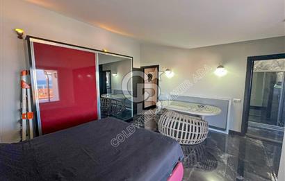 Kuşadası Merkezde Önü Kapanmaz Full Deniz ve Şehir Manzaralı Satılık 3+1 Daire 