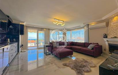 Kuşadası Merkezde Önü Kapanmaz Full Deniz ve Şehir Manzaralı Satılık 3+1 Daire 