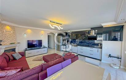 Kuşadası Merkezde Önü Kapanmaz Full Deniz ve Şehir Manzaralı Satılık 3+1 Daire 