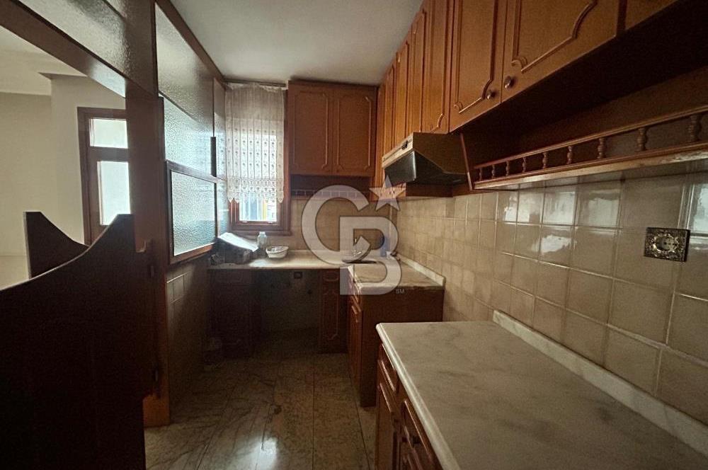 Göztepe Bağdat caddesinde yatırımlık 3+1 daire