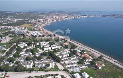 Çandarlı Meltemköy'de Deniz Manzaralı, Plajlı 1+1 Daire