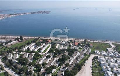 Çandarlı Meltemköy'de Deniz Manzaralı, Plajlı 1+1 Daire