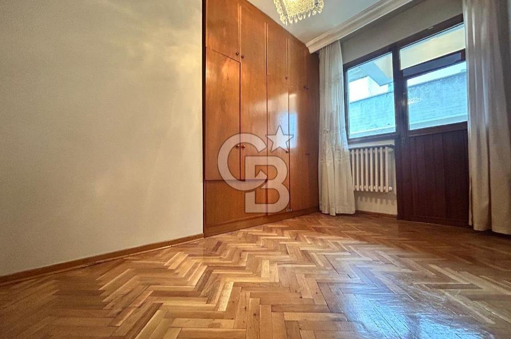 Göztepe Bağdat caddesinde yatırımlık 3+1 daire