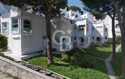 Çandarlı Meltemköy'de Deniz Manzaralı, Plajlı 1+1 Daire