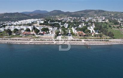 Çandarlı Meltemköy'de Deniz Manzaralı, Plajlı 1+1 Daire