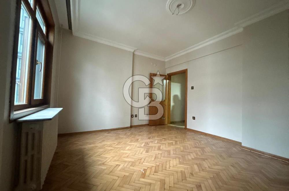 Göztepe Bağdat caddesinde yatırımlık 3+1 daire