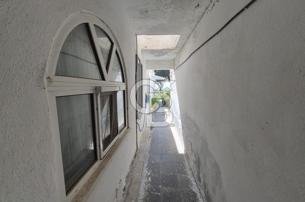 Çandarlı Meltemköy'de Deniz Manzaralı, Plajlı 1+1 Daire