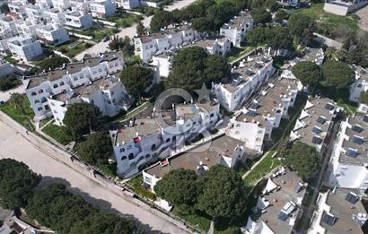 Çandarlı Meltemköy'de Deniz Manzaralı, Plajlı 1+1 Daire