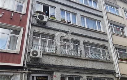 Fatih Akşemsettin Mahallesinde Full Tadilatlı 3+1Satılık Daire