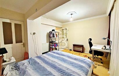 BAHÇELİEVLER'DE SORUNSUZ OTOPARKLI 120 M2 NET GENİŞ DAİRE