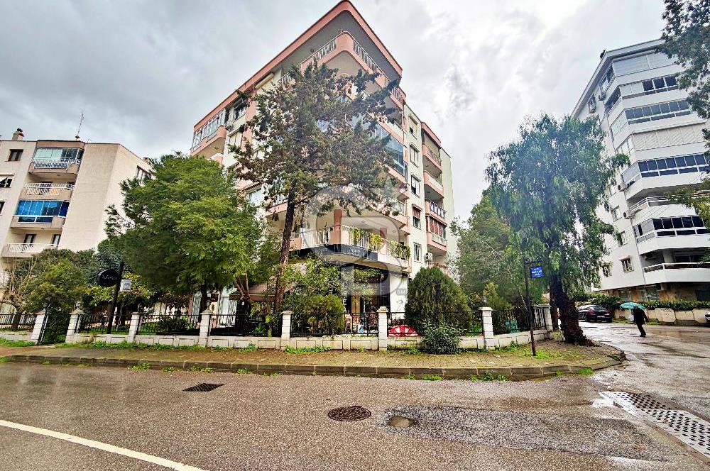 Narlıdere Ilıcada Satılık 47 m² Mutfak & WCli Masrafsız Dükkan