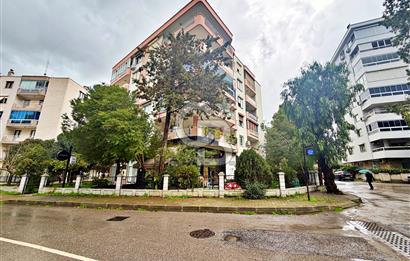 Narlıdere Ilıcada Satılık 47 m² Mutfak & WCli Masrafsız Dükkan