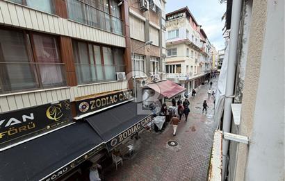 Karşıyaka Çarşı İçinde Satılık 2+1 Daire