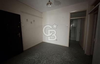 Karşıyaka Çarşı İçinde Satılık 2+1 Daire