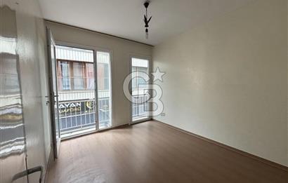 Karşıyaka Çarşı İçinde Satılık 2+1 Daire