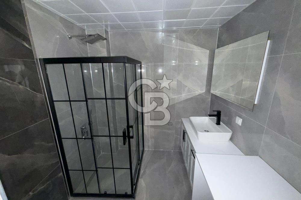 Çiğli Uğur Mumcu Mahallesi'nde Satılık Tripleks