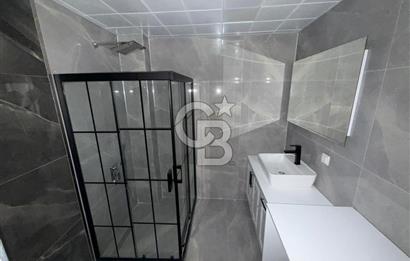 Çiğli Uğur Mumcu Mahallesi'nde Satılık Tripleks