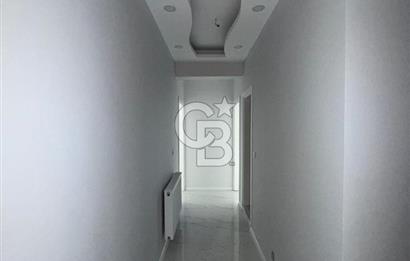 Çiğli Uğur Mumcu Mahallesi'nde Satılık Tripleks