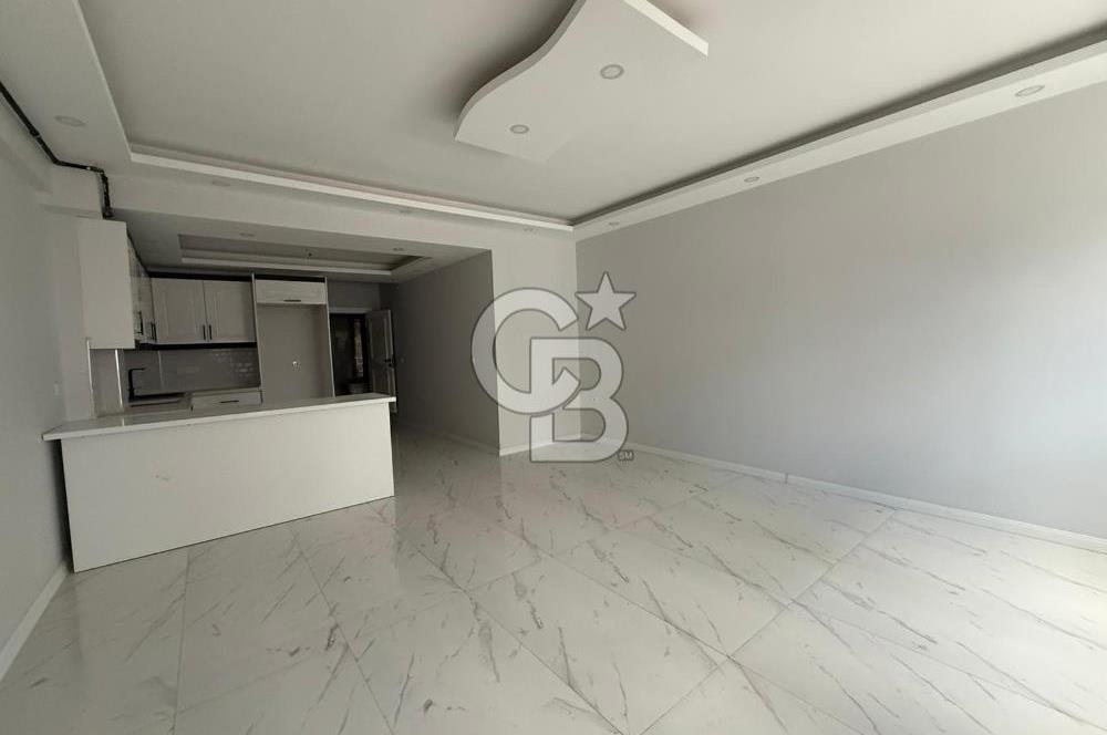 Çiğli Uğur Mumcu Mahallesi'nde Satılık Tripleks