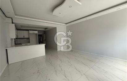 Çiğli Uğur Mumcu Mahallesi'nde Satılık Tripleks