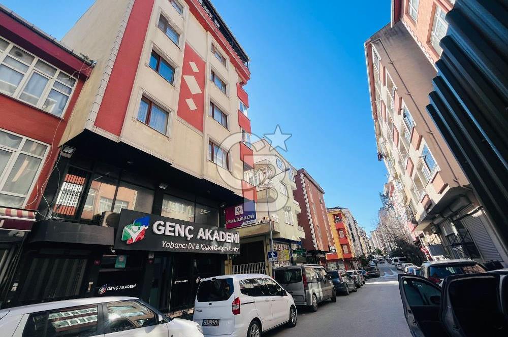 ÜMRANİYE MEREKEZDE GENİŞ METRO DURAĞINA 2 DK