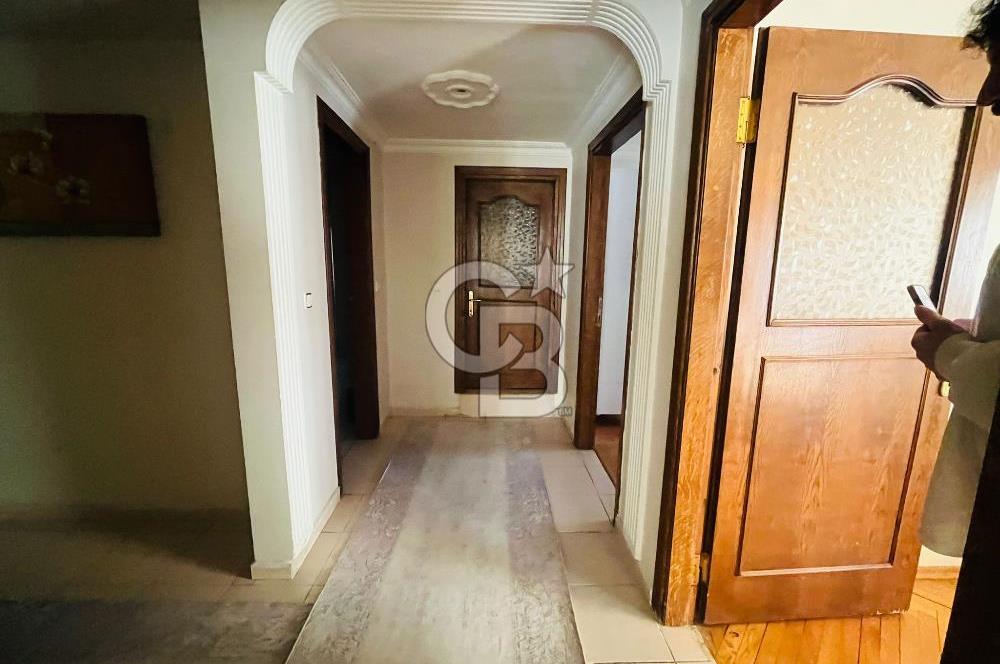 ÜMRANİYE MEREKEZDE GENİŞ METRO DURAĞINA 2 DK