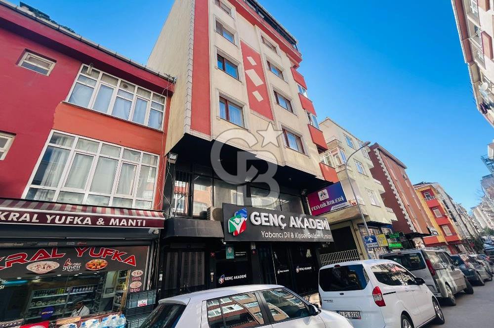 ÜMRANİYE MEREKEZDE GENİŞ METRO DURAĞINA 2 DK