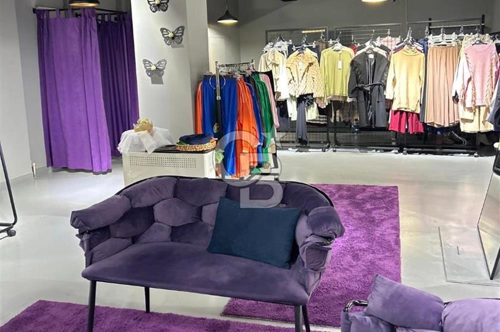 PURSAKLAR YUNUSEMRE MAH. OKUL KARŞISI DEVREN KİRALIK BUTİK