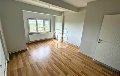 Lapseki Çardak'ta Boğaz ve Köprü Manzaralı Kiralık Bahçeli Villa