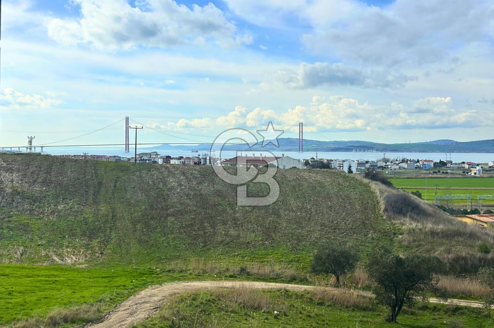 Lapseki Çardak'ta Boğaz ve Köprü Manzaralı Kiralık Bahçeli Villa