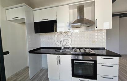 Altınova'da Yeni Kapalı Pazaryeri Karşısında Kiralık 2+1 Daire