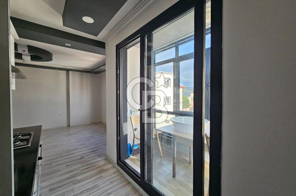 Altınova'da Yeni Kapalı Pazaryeri Karşısında Kiralık 2+1 Daire