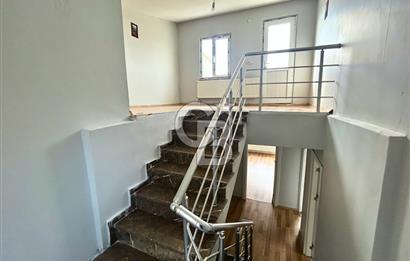 Lapseki Çardak'ta Boğaz ve Köprü Manzaralı Kiralık Bahçeli Villa