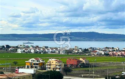 Lapseki Çardak'ta Boğaz ve Köprü Manzaralı Kiralık Bahçeli Villa