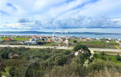 Lapseki Çardak'ta Boğaz ve Köprü Manzaralı Kiralık Bahçeli Villa