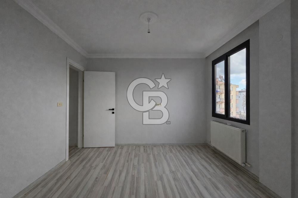 Altınova'da Yeni Kapalı Pazaryeri Karşısında Kiralık 2+1 Daire