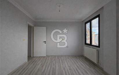 Altınova'da Yeni Kapalı Pazaryeri Karşısında Kiralık 2+1 Daire