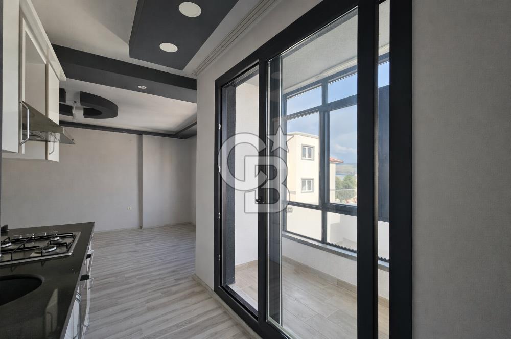 Altınova'da Yeni Kapalı Pazaryeri Karşısında Kiralık 2+1 Daire