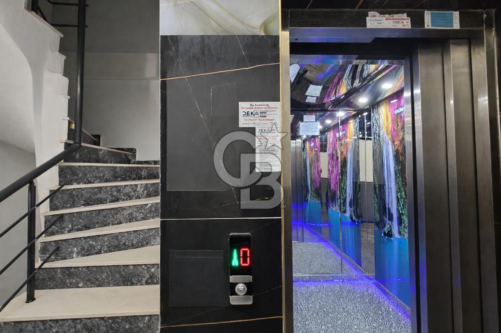 Altınova'da Yeni Kapalı Pazaryeri Karşısında Kiralık 2+1 Daire