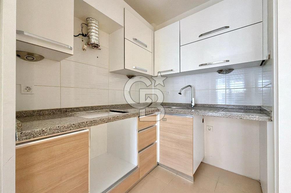 GÜZELYALI 40. SOKAK SATILIK 2+1 ÇİFT CEPHE ASANSÖRLÜ DAİRE