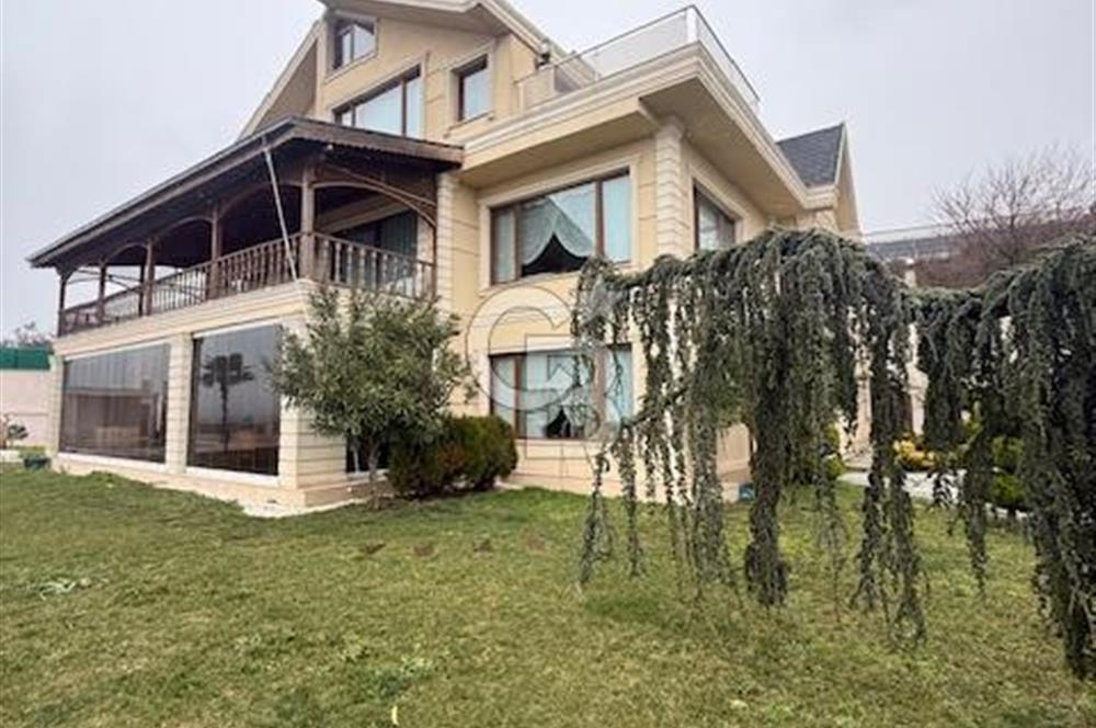 BEYLİKDÜZÜ GÜRPINAR MAH.DENİZ MANZARALI LÜX VİLLA
