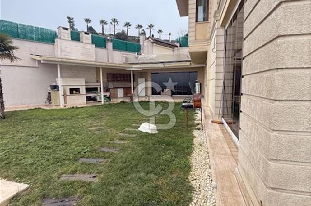 BEYLİKDÜZÜ GÜRPINAR MAH.DENİZ MANZARALI LÜX VİLLA