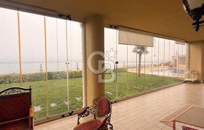 BEYLİKDÜZÜ GÜRPINAR MAH.DENİZ MANZARALI LÜX VİLLA