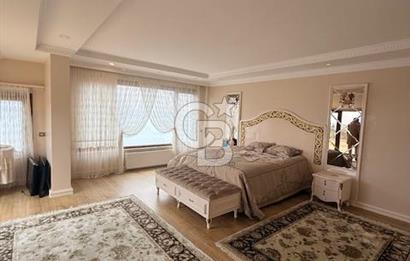 BEYLİKDÜZÜ GÜRPINAR MAH.DENİZ MANZARALI LÜX VİLLA